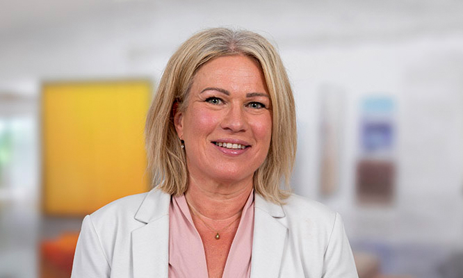 Carola Hållén